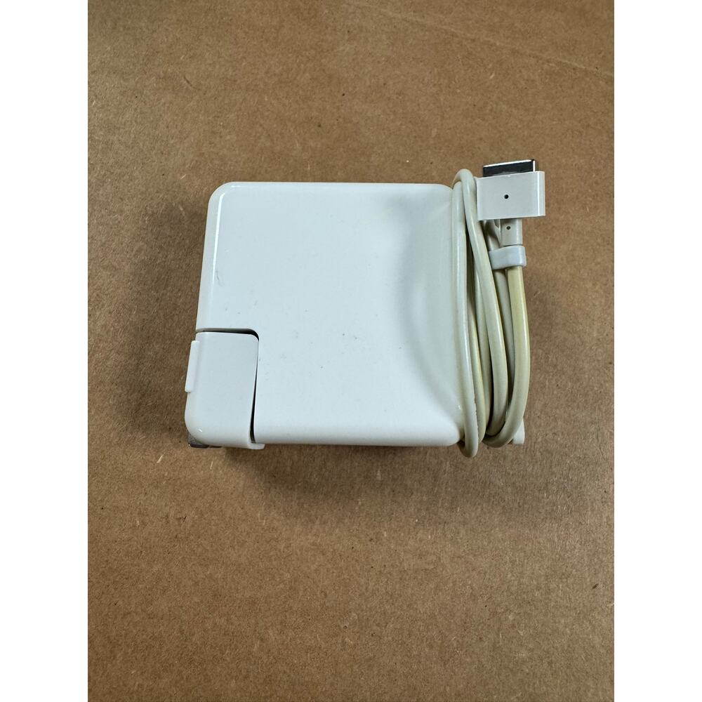 MacBook Charger / used condition